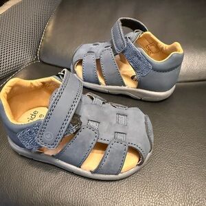 Stride Rite Blue Kids Sandals Toddler Size 4 Wide Perfect Condition